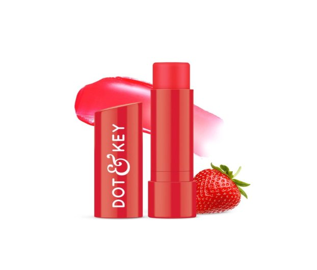 DOT & KEY SPF 50+ BARRIER REPAIR HYDRATING LIP BALM STRAWBERRY RED 4.5 GM