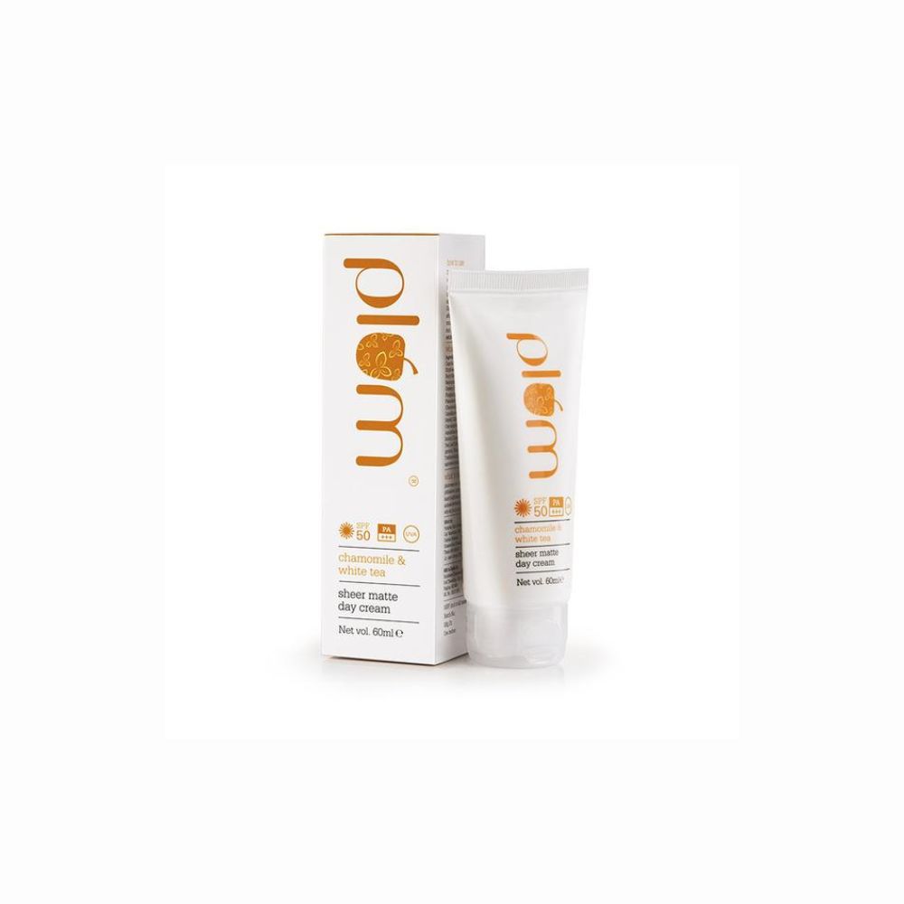 PLUM CHAMOMILE & WHITE TEA SHEER MATTE DAY CREAM SPF50 60ML